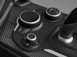 Alfa Romeo Stelvio Center Console - Complete - QV Model - Take off item